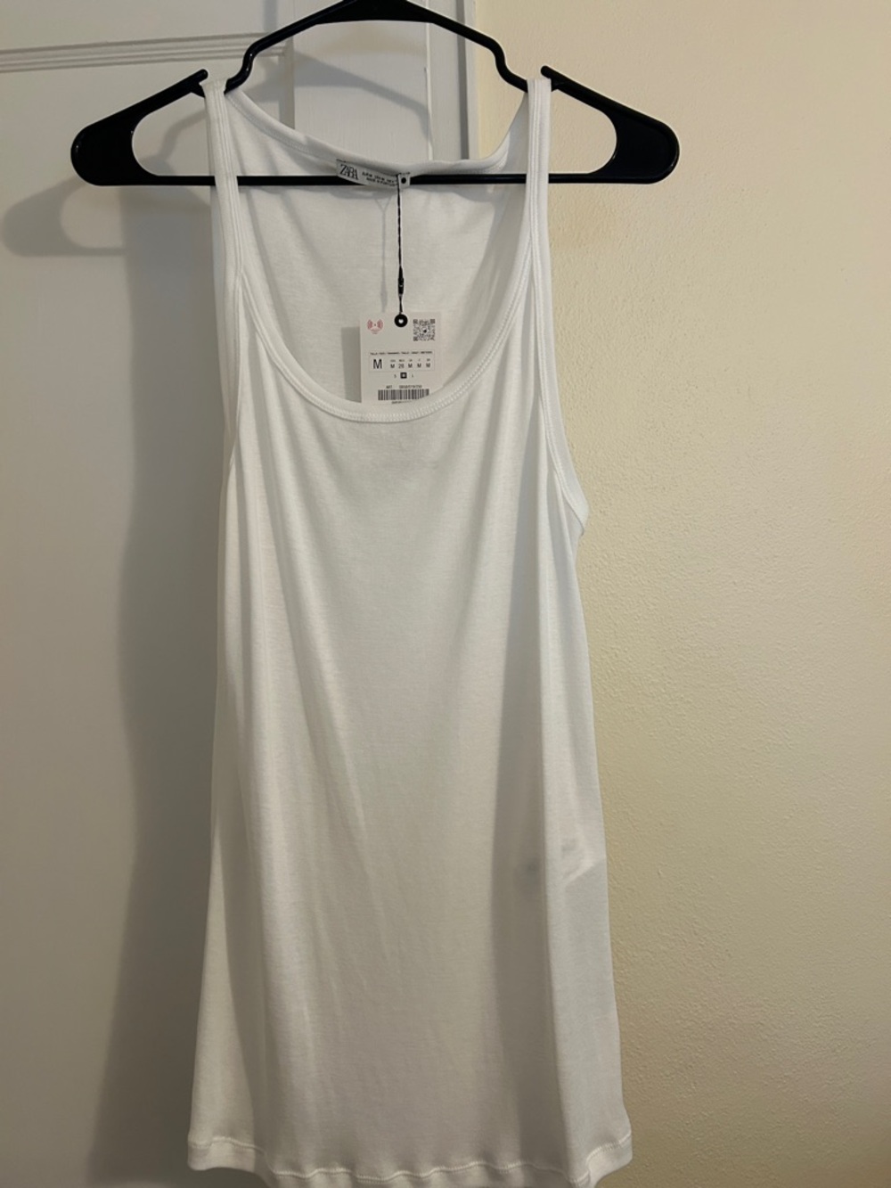 Zara White Scoop Neck Tank Top